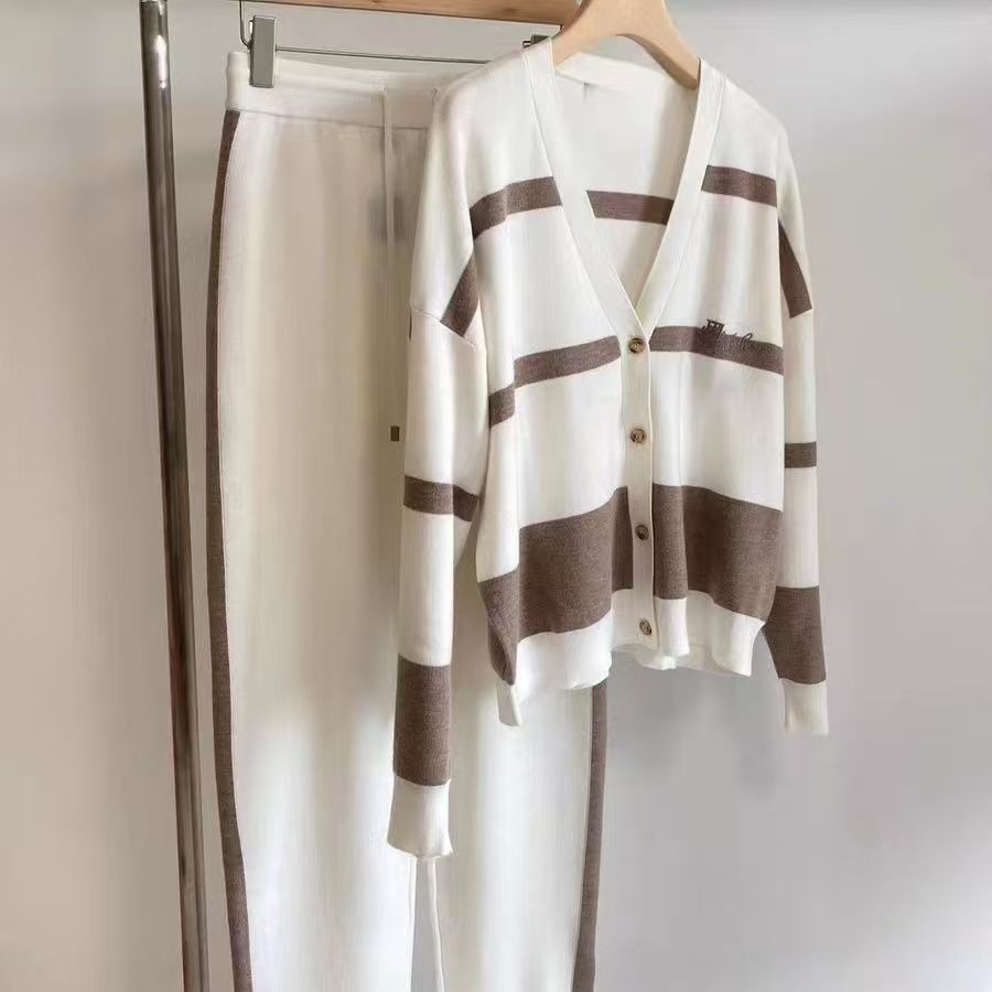 【S-5XL】🐏💖【Blúz + nadrág】🍂Új őszi/téli kollekció: Kiváló minőségű, elegáns, kényelmes és sokoldalú kasmír kötöttáru szettek