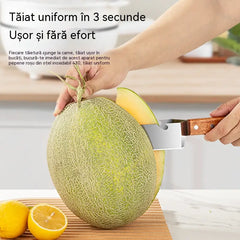 🔥 Cumperi 1, Primești 1 Gratuit 🍉 Tăietor Multifuncțional pentru Pepene din Oțel Inoxidabil – Design Triunghiular cu Desfăcător de Capace ✂️