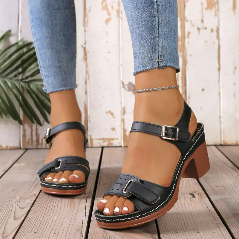 Sandale de Damă Retro cu Toc Gros, Colecția 2026: Design Decupat în Stil European, Închidere cu Velcro, Mărimi Mari Disponibile (36-43)
