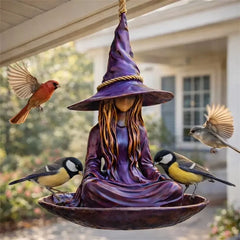 Hrănitoare Suspendată pentru Păsări „Vrăjitoare Meditând”, Decor Creativ și Magic pentru Grădină, Terasă și Curte, Material Rezistent