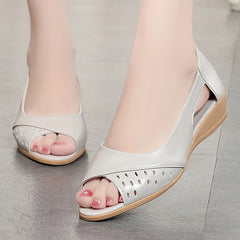 【35-40】Sandale damă din piele naturală, cu platformă mică (3 cm) – confortabile, antiderapante, ideale pentru vară