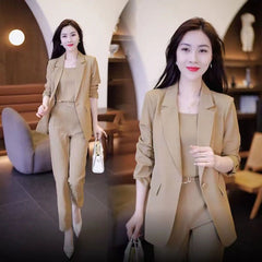 🏆👚👖 Set costum casual modern 3 piese (sacou + vestă + pantaloni) – nou, stilat și versatil ✨