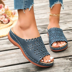 Saboți de Vară Dama cu Platformă de 4.5cm și Decupaje Florale, Papuci Confortabili cu Talpă Moale, Stil Mocasini Slip-On