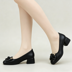 2026 tavaszi új női bőr cipő – puha báránybőr, masnis, vastag sarkú, kényelmes viselet