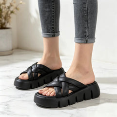 👡 Papuci Premium din Piele Moale cu Platformă – Design Împletit Retro, Ușori și Absorbanți de Șocuri, 2 Culori, Mărimi 35-40! ☀️🪵