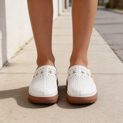 👡 Saboți de Vară din Piele Naturală cu Suport Plantar – Design Ergonomic Anti-Oboseală, Perforații Respirabile, Mărimi 36-43! ✨🏥