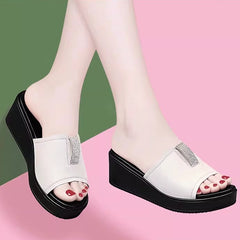 【+5 CM ÎNĂLȚIME】Papuci cu platformă groasă, model nou la modă, cu strasuri elegante