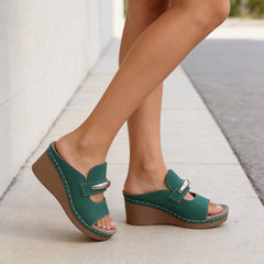👡 Papuci cu Platformă din Piele Naturală – Cataramă Metalică Elegantă, Talpă Anatomică Anti-Oboseală, Mărimi 36-43! 🌟💃