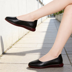 🥿 Pantofi Casual de Vară Ultra-Flexibili – Piele Moale cu Perforații, Talpă Antiderapantă Anti-Oboseală, pentru Lucru și Plimbări! ☁️✨
