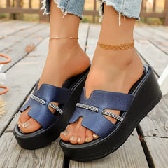 【Înălțare 6CM】Papuci eleganți din piele naturală cu platformă tip wedge și strasuri fashion
