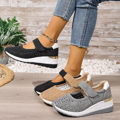 Pantofi casual cu talpă ortopedică tip wedge, perforați, cu închidere velcro