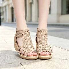 👡【35-40】 sandale cu înălțime mijlocie, respirabile, talpă moale, piele moale, la modă flexibilă