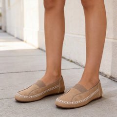 【Colecția Comfort 2026】Mocasini de Damă Mărimi Mari cu Cusături Manuale, Pantofi Casual Slip-On cu Talpă Moale Flexibilă și Anti-Alunecare (4 Culori / 36-43) ✨