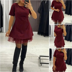 Francia stílusú ruha feszes derekú, tüll betéttel, karcsúsítja a sziluettet és eleganciát sugároz🍂