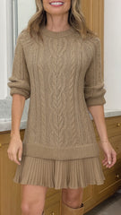 Divatos női ruha – pulóver felső + sifon pliszírozott szoknya hatás