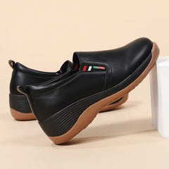 💖【35-40】Pantofi confortabili cu talpă moale și antiderapantă pentru persoane de vârstă mijlocie și vârstnici