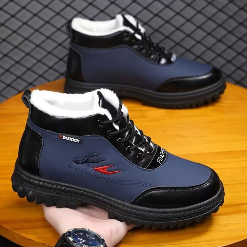 ❄️ Vízálló, hidegálló hótaposó csizma – erős tapadás, stabil járás