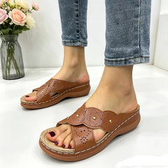 🛍️ Pași Lejeri Retro! Papuci de Vară cu Barete Încrucișate, Decupaje Florale și Talpă Moale | 35-43