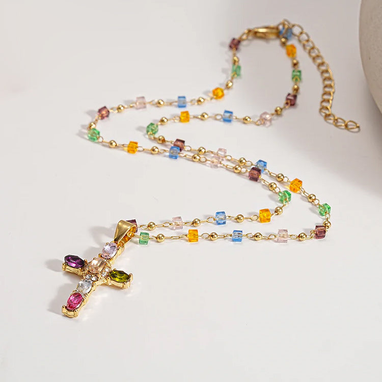 👍🥰🥰 Colier cu cruce din zirconii colorate. Include o cutie de bijuterii frumoasă.