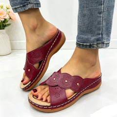 🛍️ Pași Lejeri Retro! Papuci de Vară cu Barete Încrucișate, Decupaje Florale și Talpă Moale | 35-43